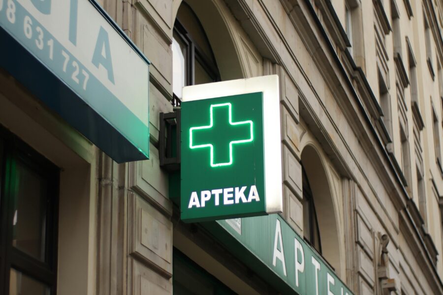 Projektowane uchylenie zakazu reklamowania aptek i punktów aptecznych